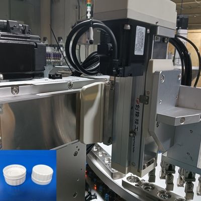 Un buen precio. Máquina de ensamblaje de necesidades diarias precisas para el agente farmacéutico a prueba de humedad y tapa de desecante en línea
