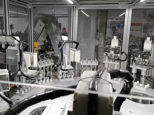 Un buen precio. Máquina automática de tapón con alta eficiencia Tipo de giradiscos de funcionamiento de funcionamiento estable en línea