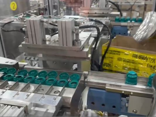 Un buen precio. Máquina de ensamblaje de tapa de retorno de alta eficiencia con velocidad de 4500-15000pcs/h y tasa calificada del 99% para aplicaciones lineales o rotativas en línea