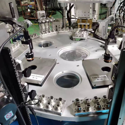 Un buen precio. Máquina ensambladora de tapas Euro totalmente automatizada para un ensamblaje rápido y preciso con una alta relación de eficiencia de 1500-8500 piezas/hora en línea