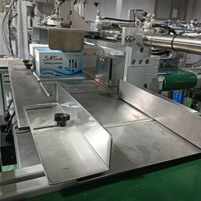 Un buen precio. Máquina de ensamblaje automática de productos médicos Sistema de control PLC ODM 50Hz en línea
