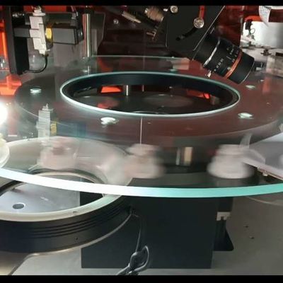 La máquina de inspección de imágenes puede detectar defectos exteriores con velocidad de ejecución rápida y un rendimiento fuerte.