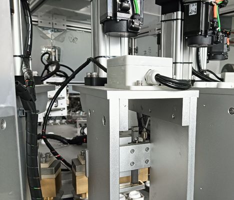 Un buen precio. Máquina de ensamblaje de cabeza de aleación de titanio duradera Euro Cap de proveedores internacionales de soldadura por ultrasonidos en línea