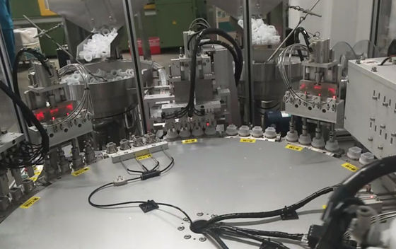 Un buen precio. Acero inoxidable de aleación de aluminio IV bolsa Puertos de punta y puertos de inyección Máquina de montaje Servo motor de indicación de la unidad conforme a ISO GMP en línea