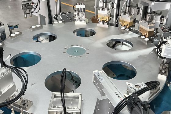 Un buen precio. Máquina de ensamblaje automática de expectorantes con necesidades diarias para productos farmacéuticos y atención médica en línea