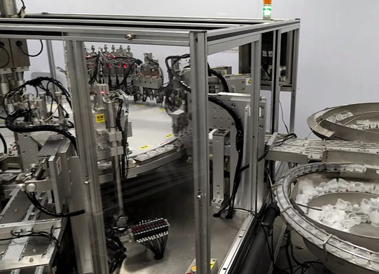 Un buen precio. Máquina de ensamblaje Euro Cap con motor de accionamiento de servidor y componentes de acero inoxidable / aleación de aluminio para la industria farmacéutica en línea
