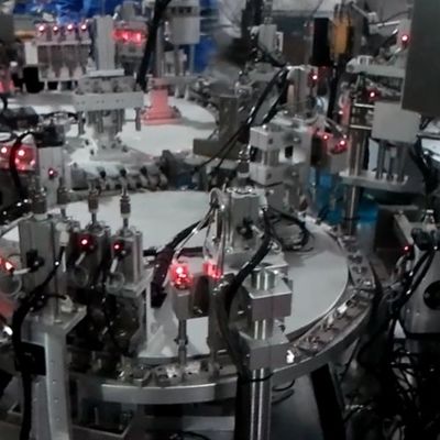 Un buen precio. Profesional de la máquina de ensamblaje de productos médicos para agujas de insulina y agujas de recolección de sangre en línea