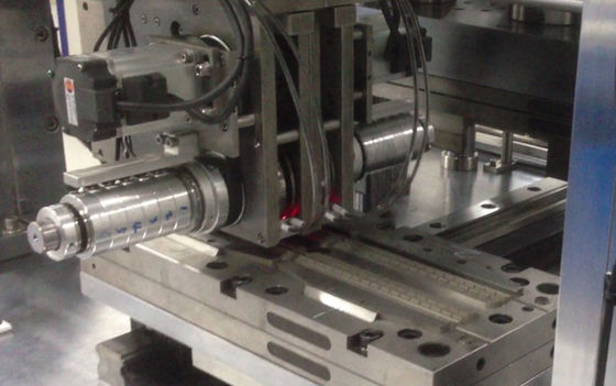 Un buen precio. Potencia neumática y diseño personalizable para un mantenimiento fácil y demanda de producción en la línea de producción de lancet de seguridad en línea