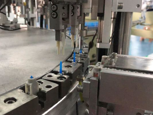 Un buen precio. Aguilas de recogida de sangre de seguridad automática hechas de acero inoxidable Equipo de buena calidad Alta eficiencia en línea