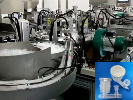 Un buen precio. Alta precisión y tasa calificada con servomotor y motor de indexación Máquina de ensamblaje de productos médicos para bolsas intravenosas en línea