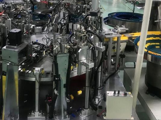 Un buen precio. Recolección de sangre no estándar Aguja Automatización de ensamblaje Máquina Rendimiento estable Programa de control remoto PLC Problemas en línea