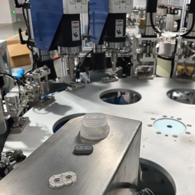 Un buen precio. Operación HMI Máquina de Laminación de Tapas de Infusión Control PLC Depuración Remota en línea