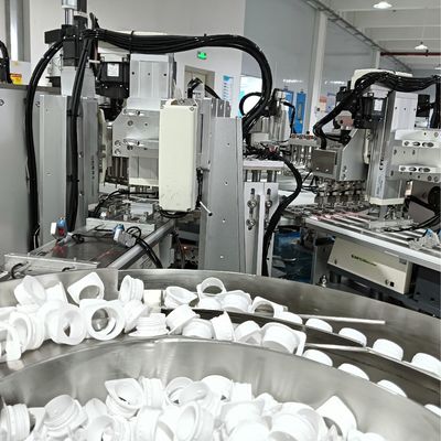 Tipo de volante Máquina de montaje de tapa de leche automática no estándar con material grueso no fácil de dañar