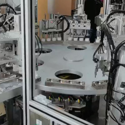 Máquina de Ensamblaje Flexible de Necesidades Diarias para el Ensamblaje de Tapones Desecantes