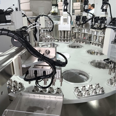 Máquina de llenado automática no estándar con tapa desecante de resorte con alta precisión de llenado y alta tasa de paso
