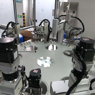 Un buen precio. Máquina llenadora de tapones desecantes con resorte tipo carrusel personalizado, con equipo fácil de operar y una pantalla que muestra la solución de problemas. en línea