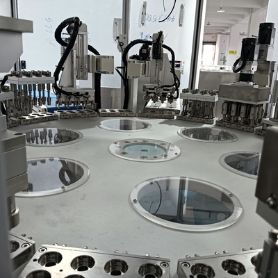 Máquina de ensamblaje de tapa de helicóptero con pantalla táctil y alta precisión