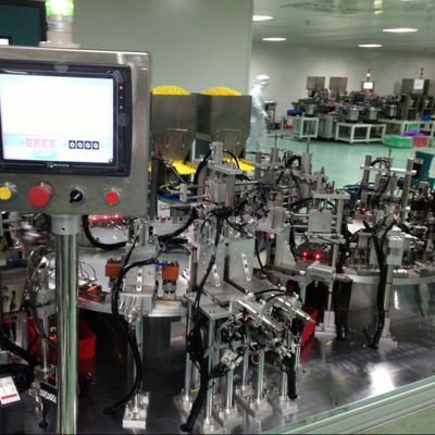 Un buen precio. Línea de producción de lancetas de seguridad semiautomáticas 220V 96% de velocidad de operación en línea