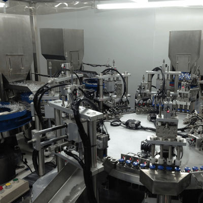 Un buen precio. Máquina de Ensamblaje de Puertos de Punción para Bolsas IV Totalmente Automática con Tasa de Calificación del 99% y Velocidad de 8000-15000 piezas/hora en línea